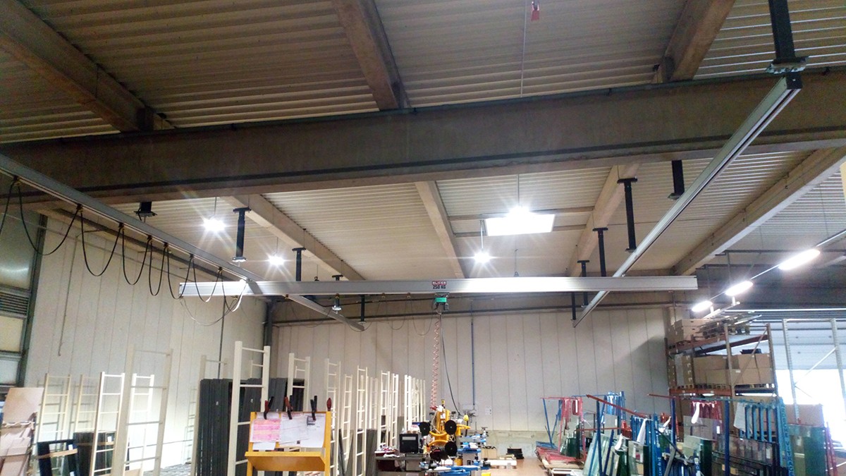 Poutre aluminium avec porté à faux palan à chaîne électrique palonnier à ventouse